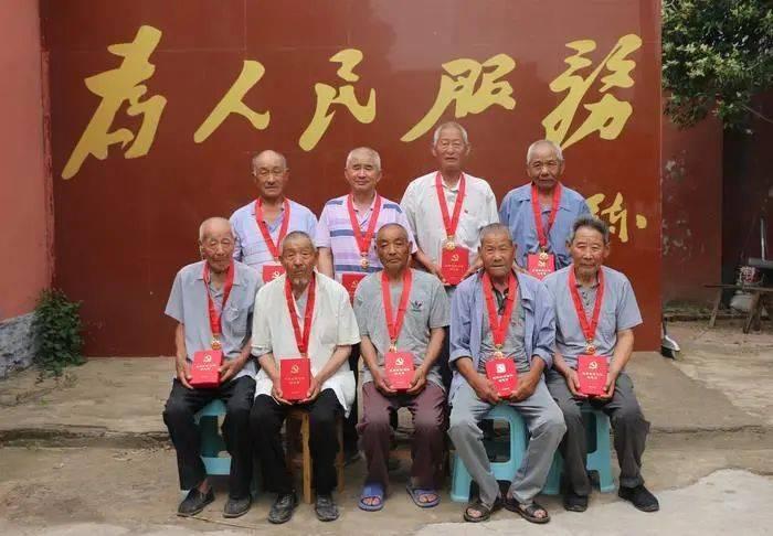 48伏十二安的电瓶车充电器和48伏二十安的充电变压器有什么区别？游戏画面